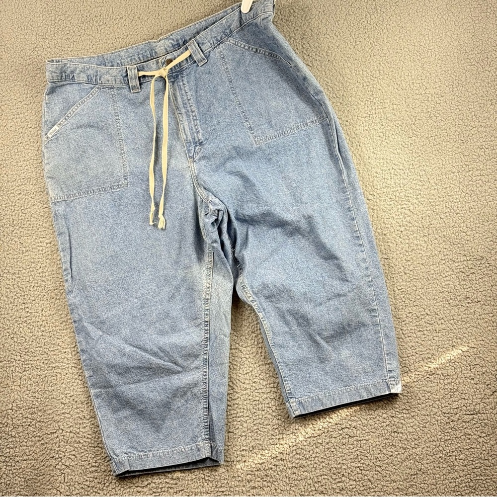 Riders by‎ Lee Light Blue Denim Capris with Rope Drawstring